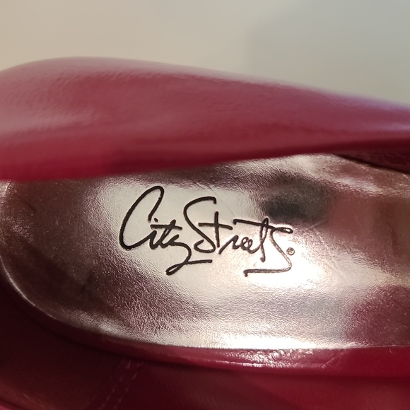 Fushia Platform Heels - Picture 3 of 5